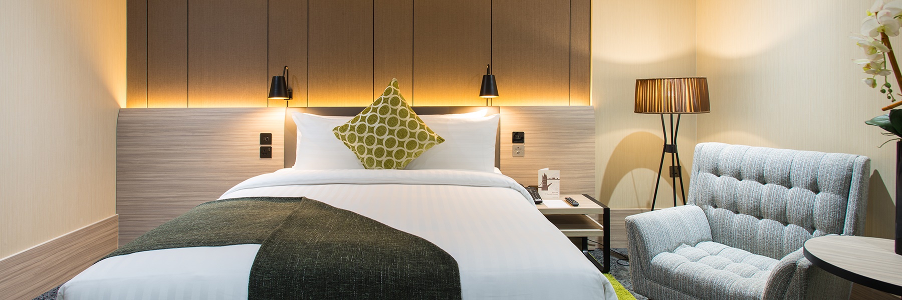 Global Home Slider LHR